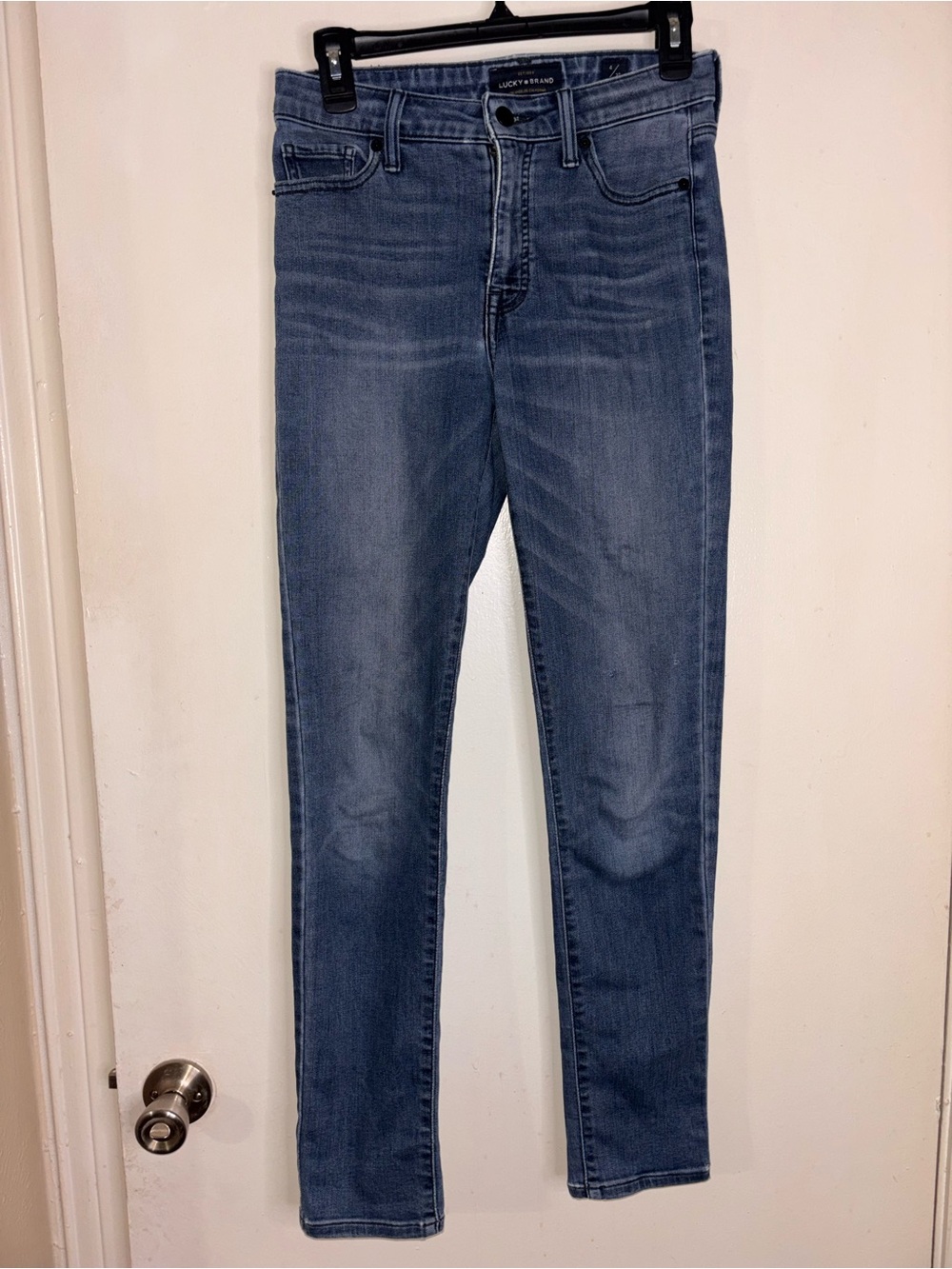 Lucky Brand Women's Skinny Jeans in Medium Blue Wash